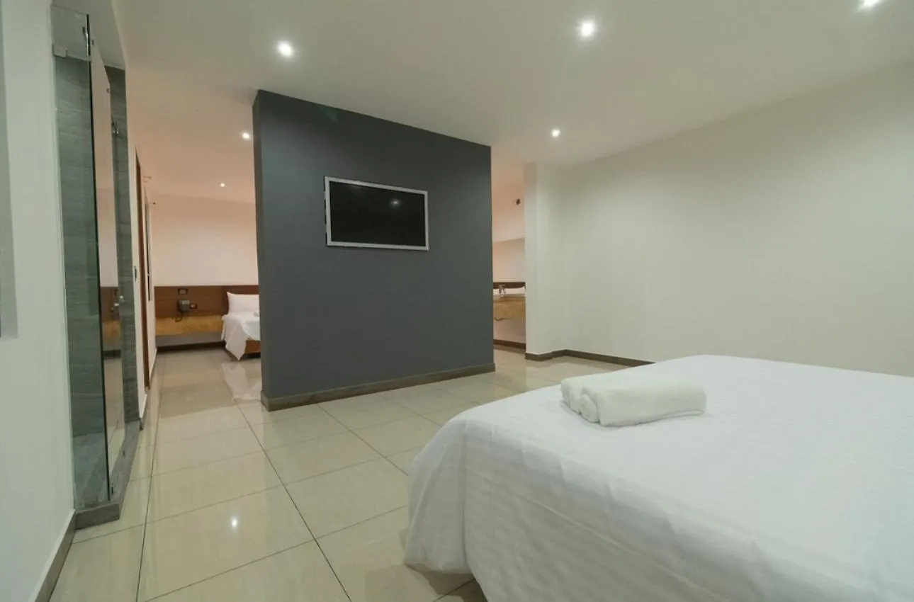 Hotel Hell Blue Puebla